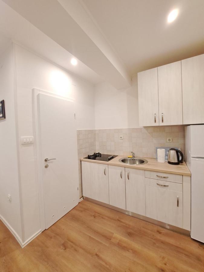 Meressa Nina&Leo Studio Apartments Novigrad  Exterior photo