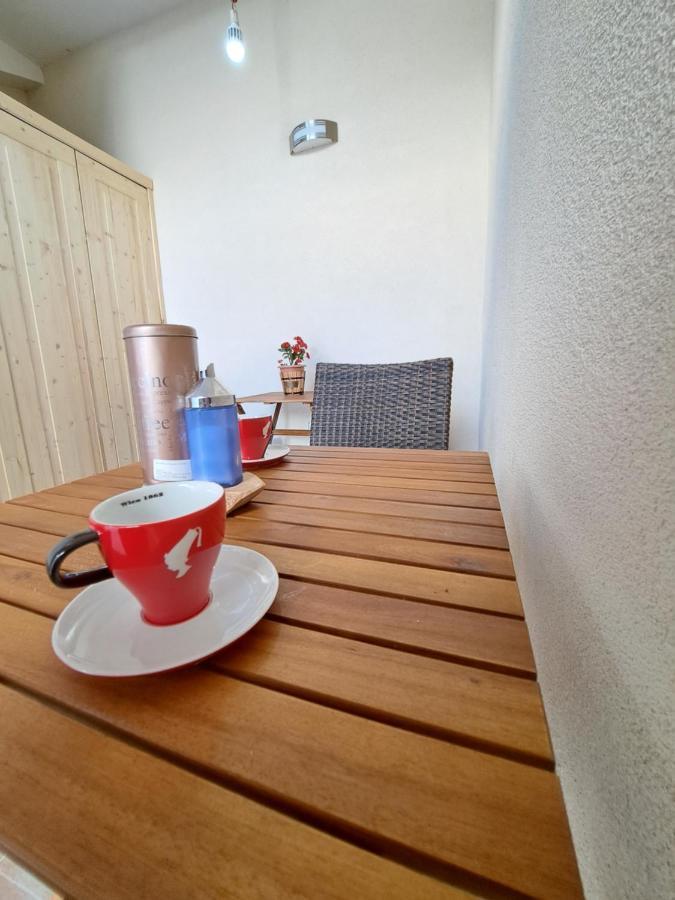 Meressa Nina&Leo Studio Apartments Novigrad  Exterior photo